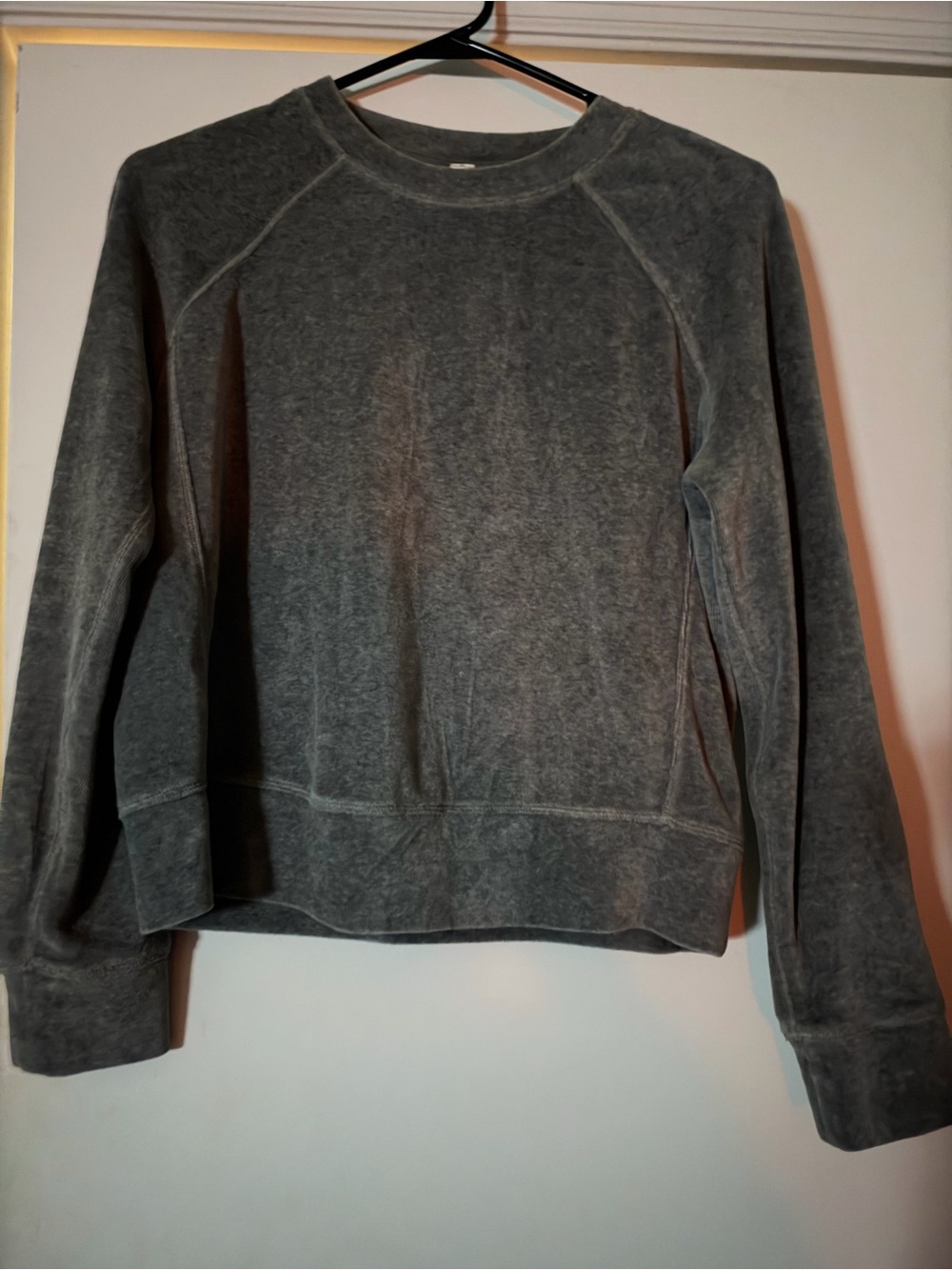 lululemon athletica Women's Charcoal Crewneck Sweater